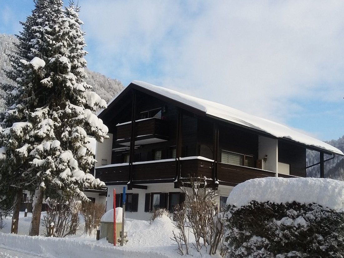 Haus am Wiesengrund im Winter