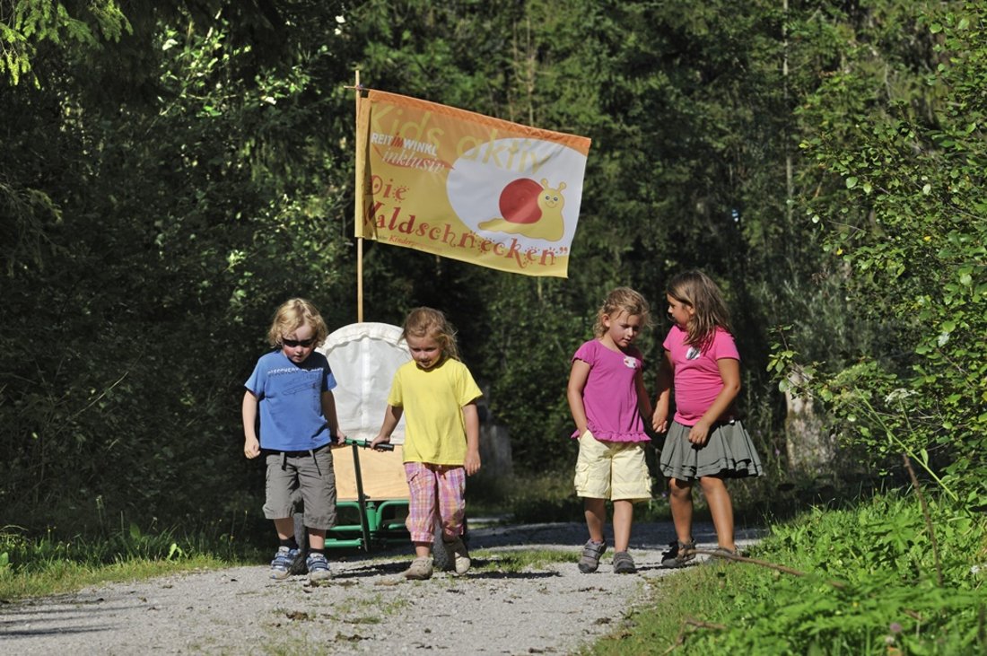Summer holidays in Reit im Winkl with the children&#39;s program &quot;Forest snails&quot;