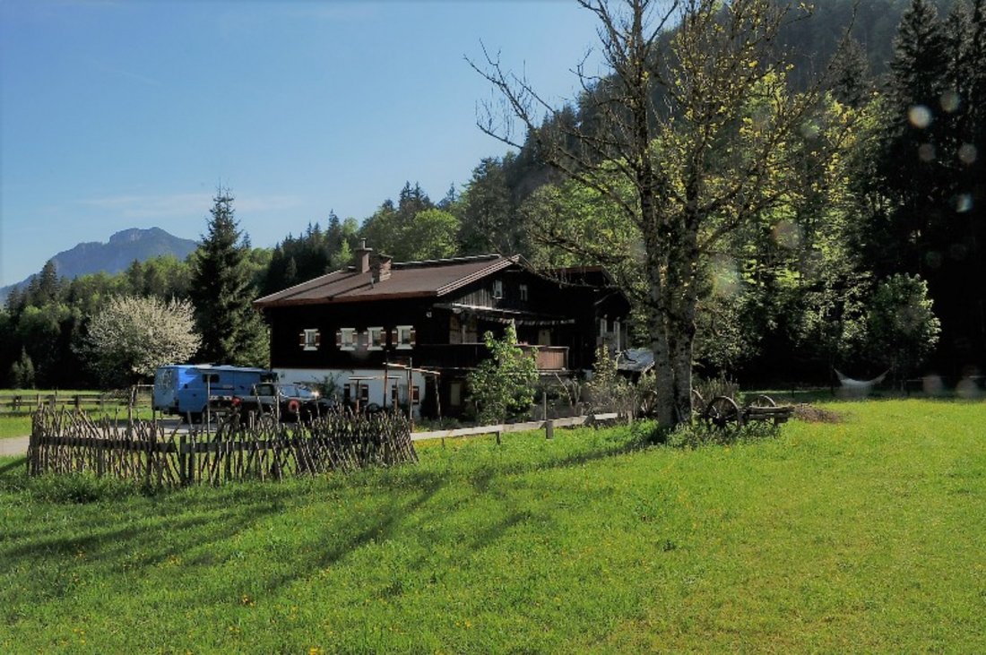 Gästehaus "Gatterl zum See" im Sommer.jpg