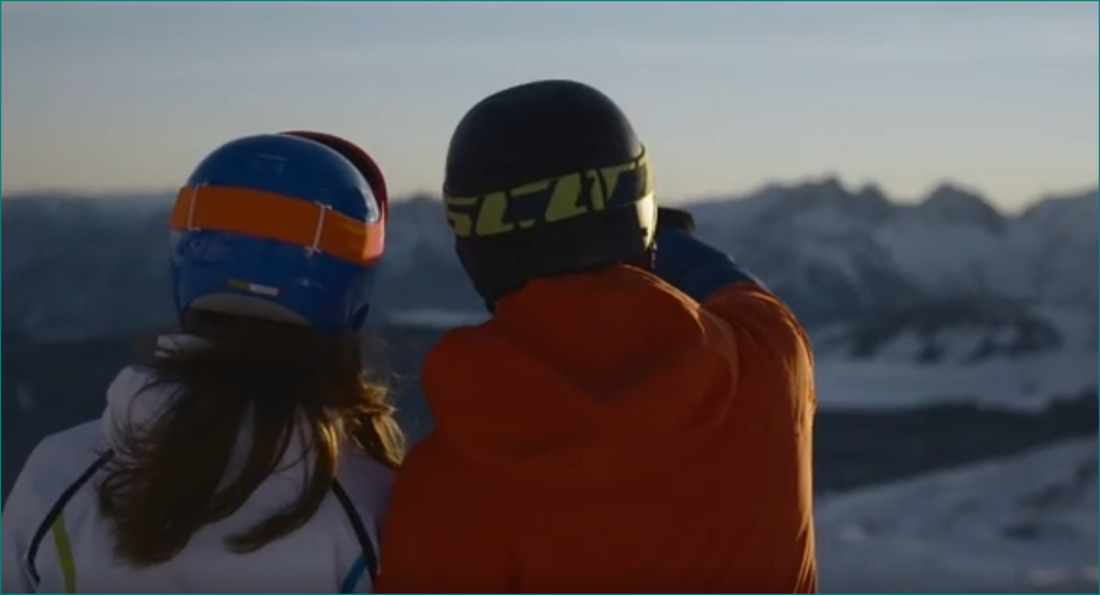 Film Skifahren und Genießen Steinplatte
