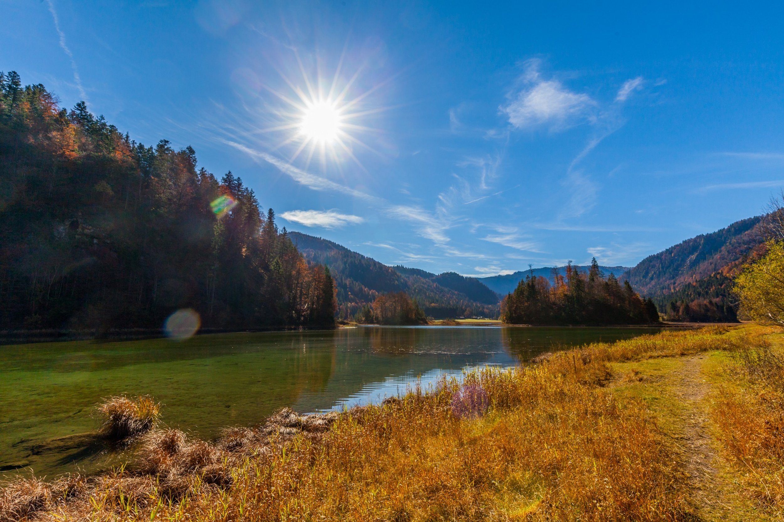 Lake Weitsee in autumn