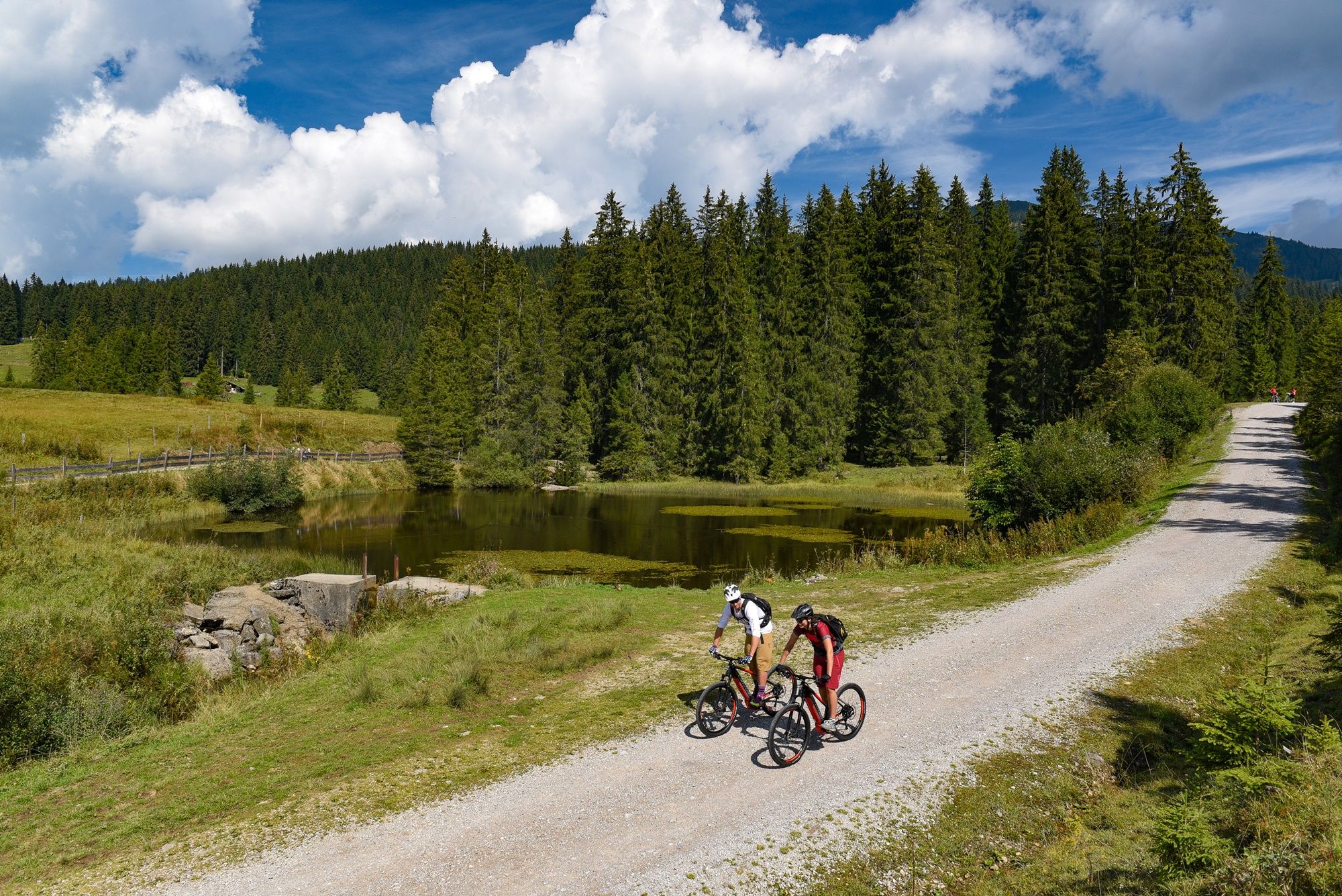 Fahrt über die Winklmoos-Alm _ Watzmann-Hochkoenig-Runde