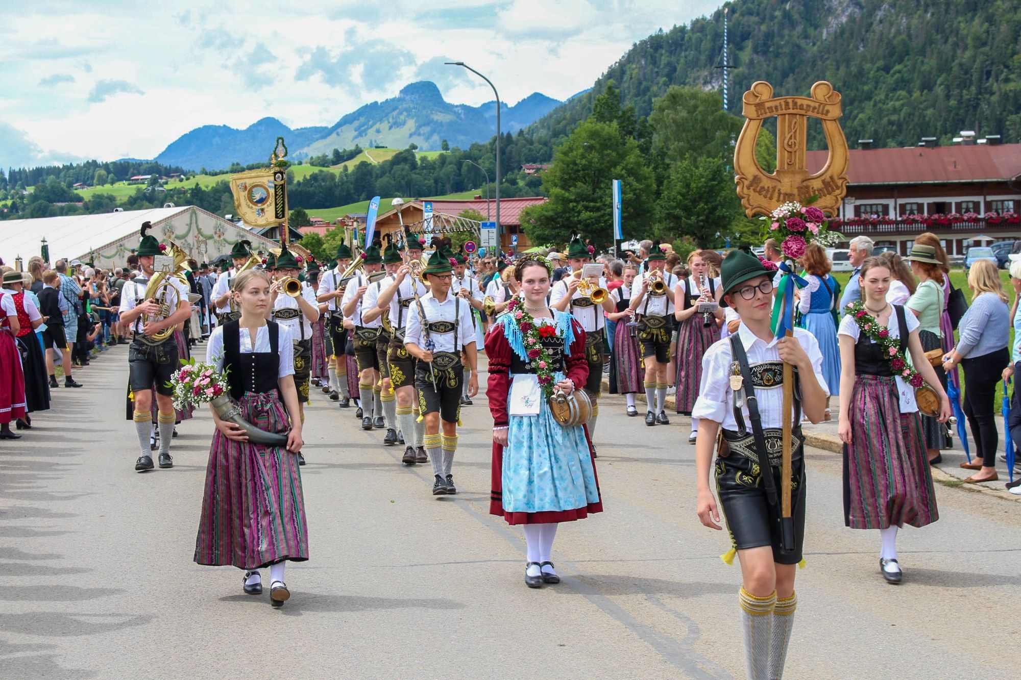 Musikkapelle beim Festumzug 2023
