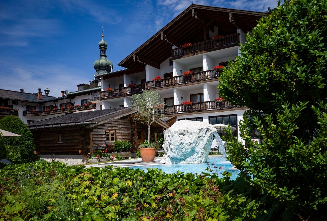 Außenpool im Hotel Unterwirt