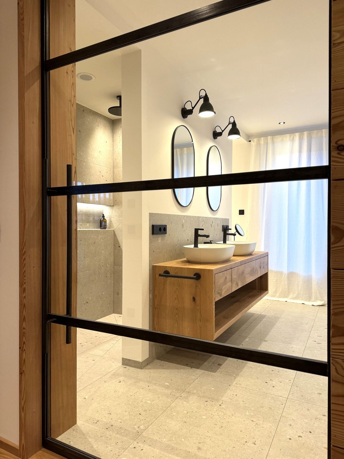 Master-Bad im Obergeschoss