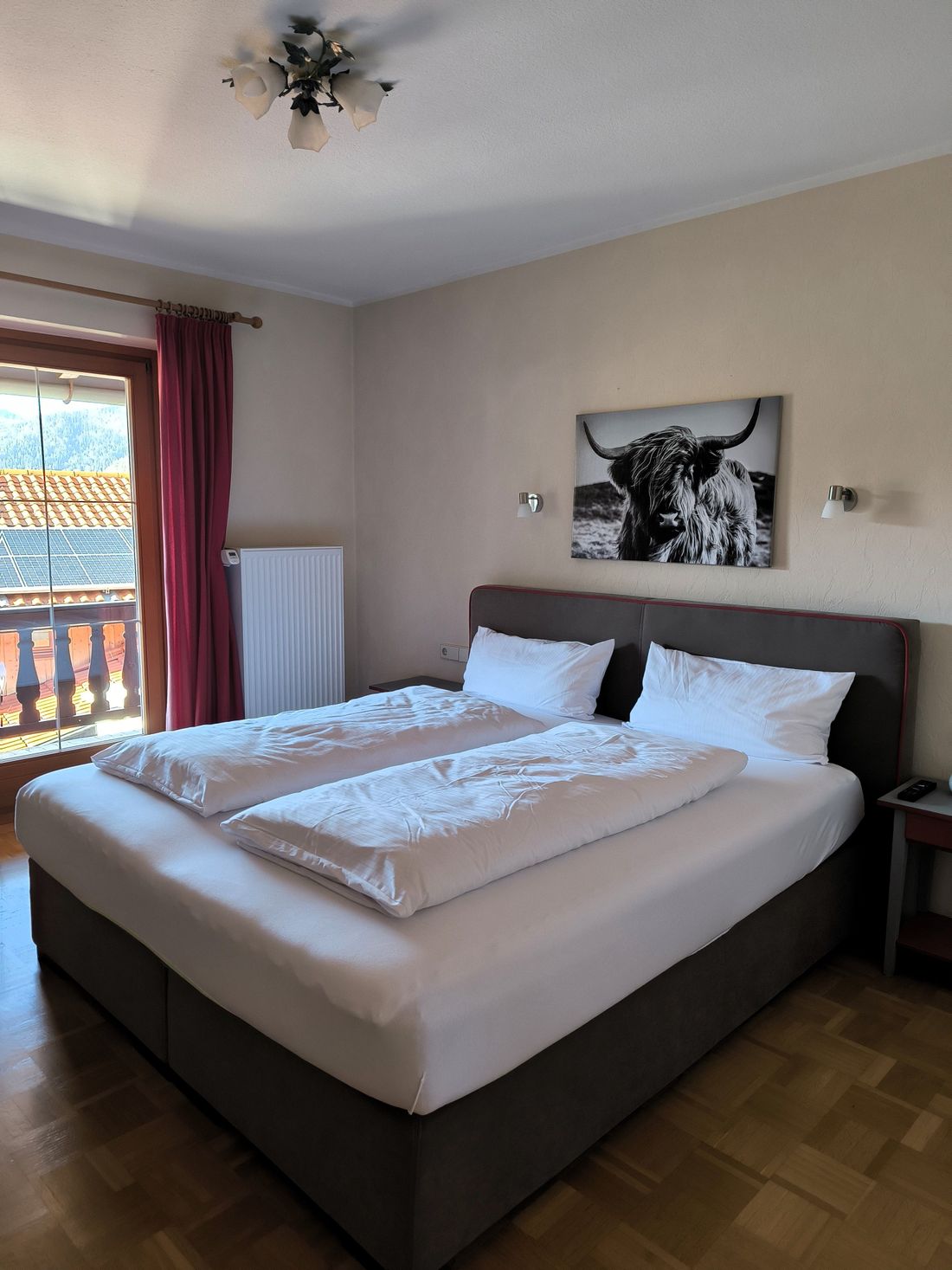 Schlafzimmer 1