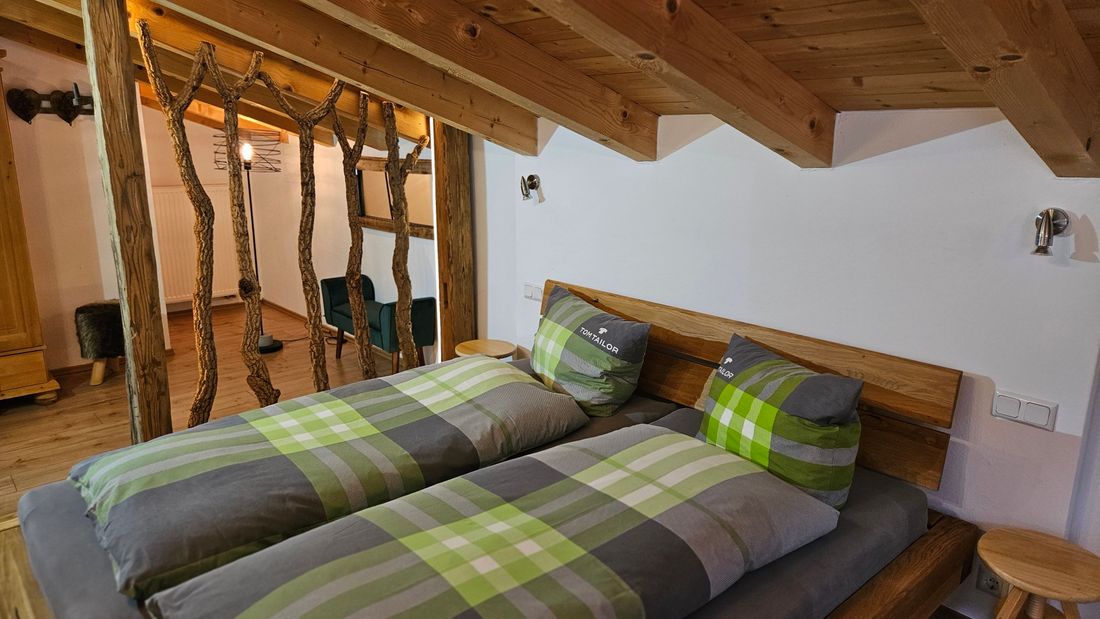 Schlafzimmer 2