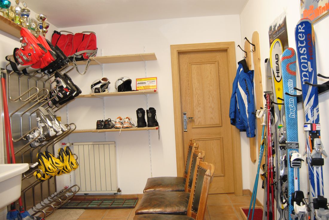 Skiraum mit Schuhheizung