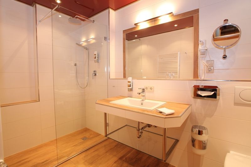 Badezimmerbeispiel.jpg