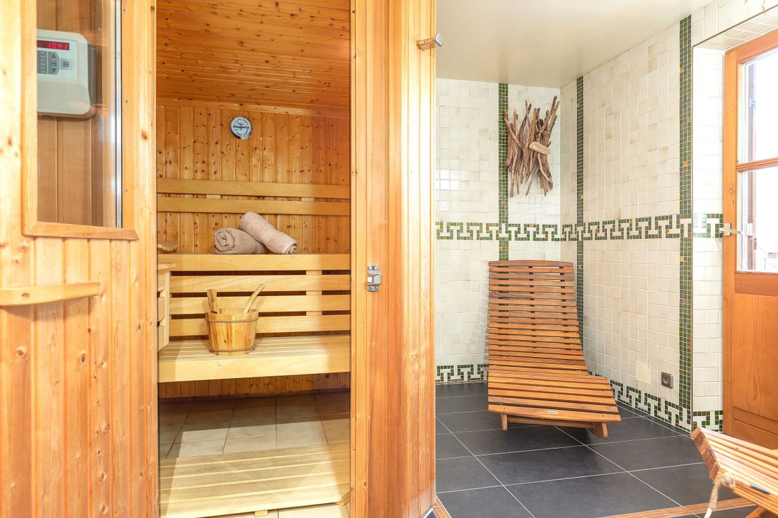 Ferienwohnung 'Kaiser Vista' - 1 Schlafzimmer - 75² Wohnfläche + 35m² Dachterrasse