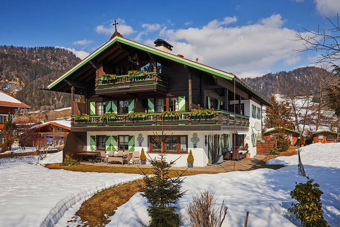 Chalet Dr. Datz im Frühling