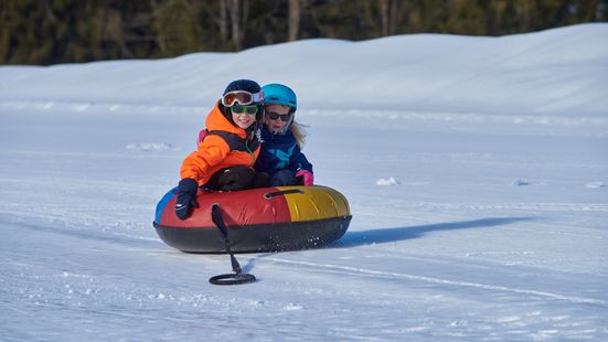Snowtubing at the Benz-Eck lift in Reit im Winkl