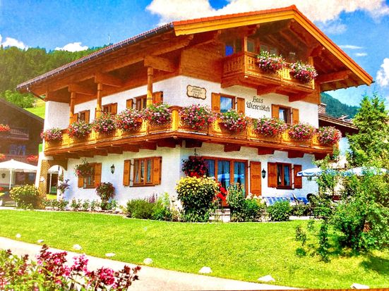 Haus im Sommer