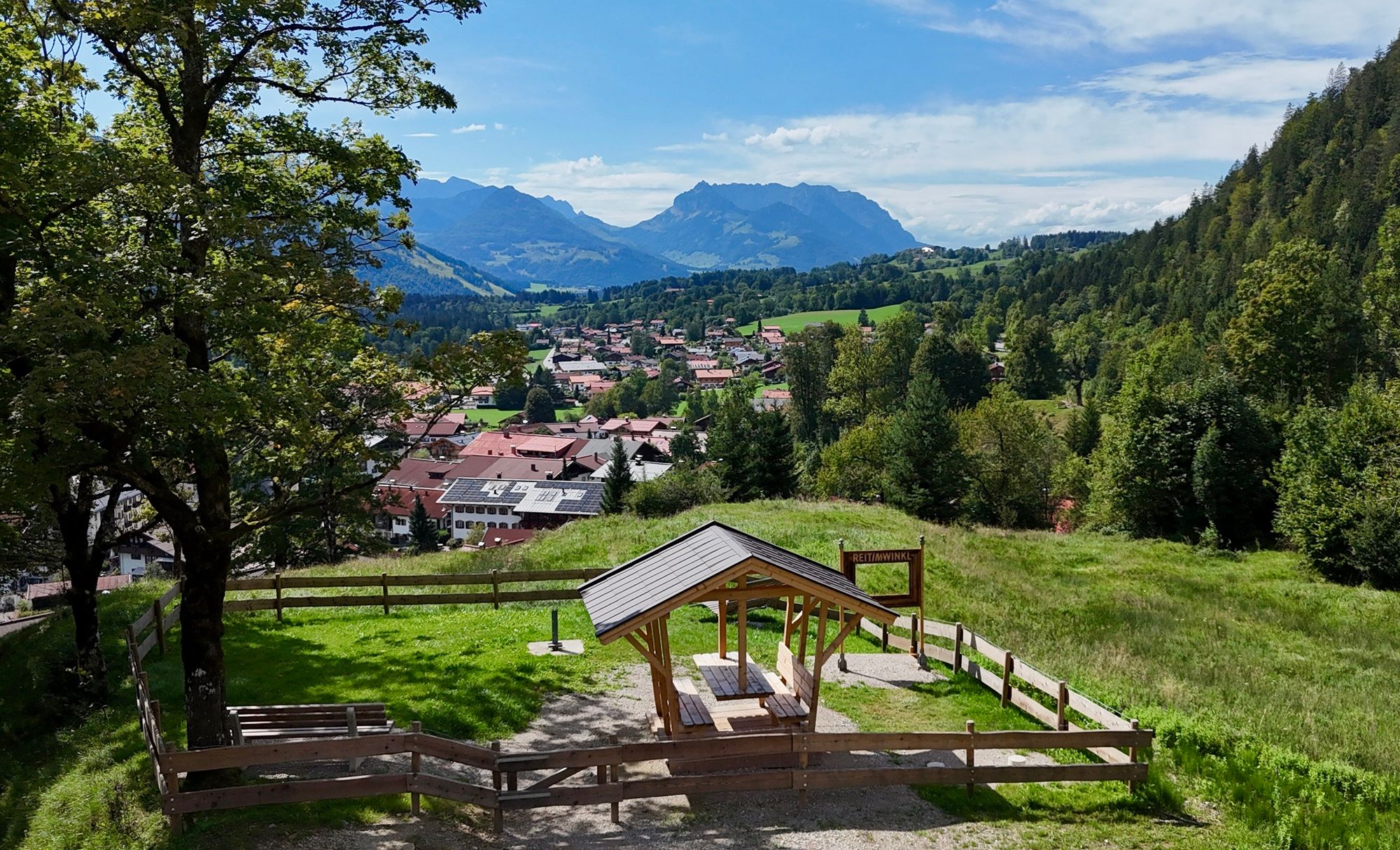 Panoramaplatzl am Hausberg