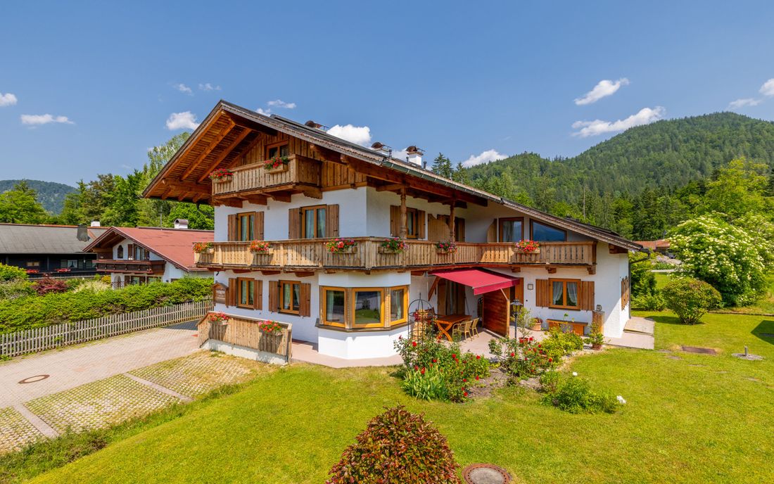 Haus Hagen im Sommer