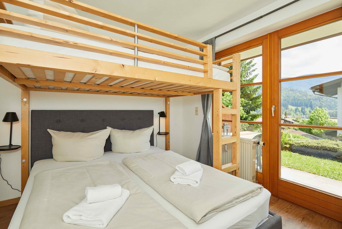 Schlafzimmer mit Doppelstockbett