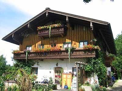 Das Haus im Sommer