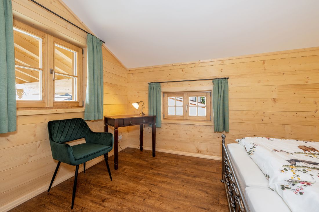 Schlafzimmer 2 (2)