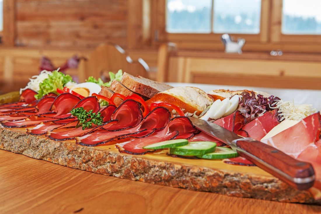 Almstüberl traditional food