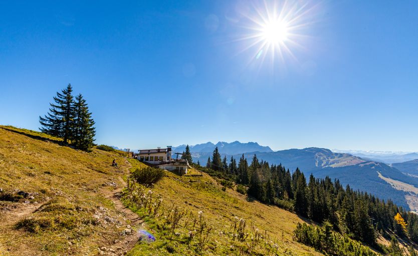 Herbst an der Bergstation der Dürrnbachhorn Sesselbahn