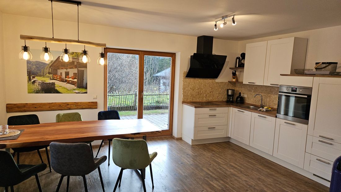 Essbereich und Küche Chiemsee