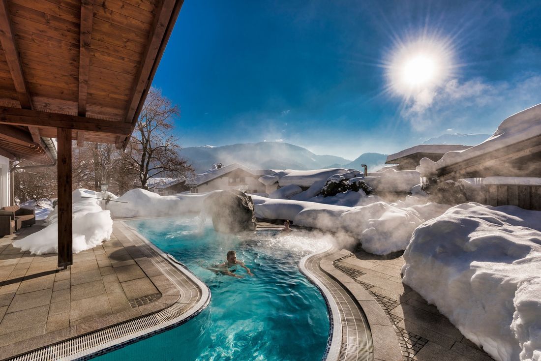 Hotel Unterwirt Reit im Winkl Außenpool mit Panorama