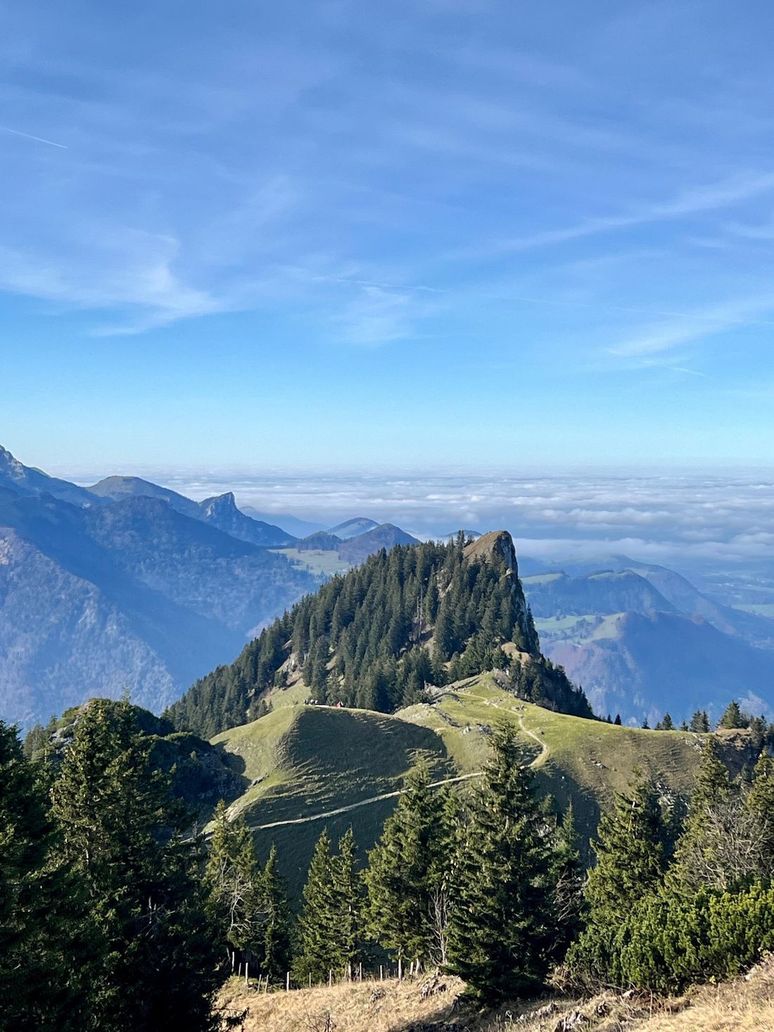 Blick auf den Zwölfersitz von Hochgerngipfel