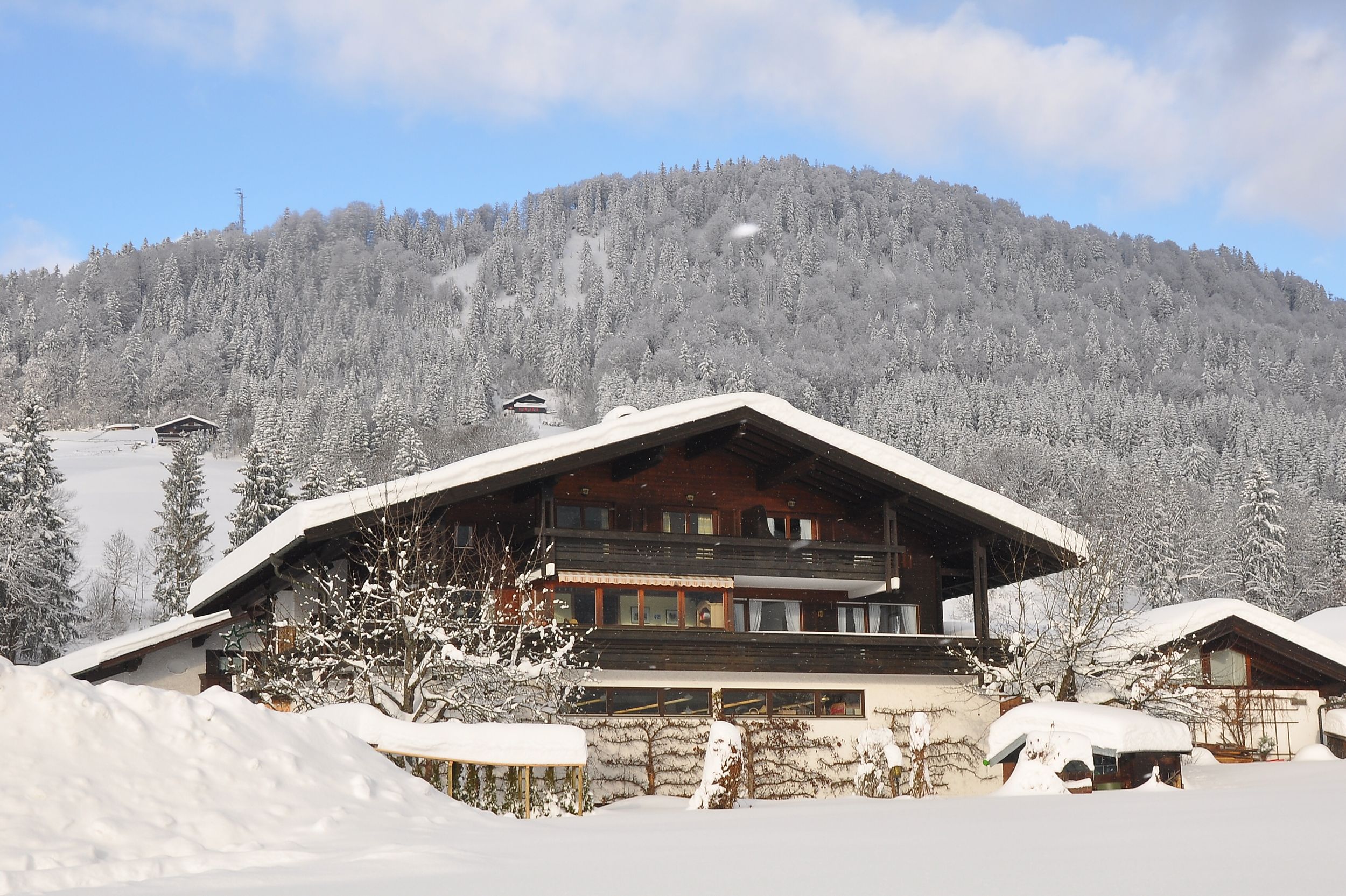 Das Haus im Winterkleid