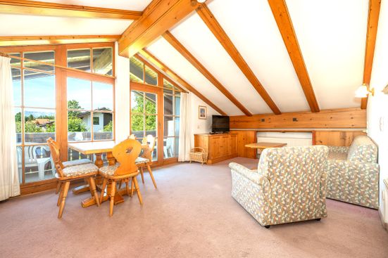 Wohnung 4 im Dachgeschoss - mit tollem Bergpanorama