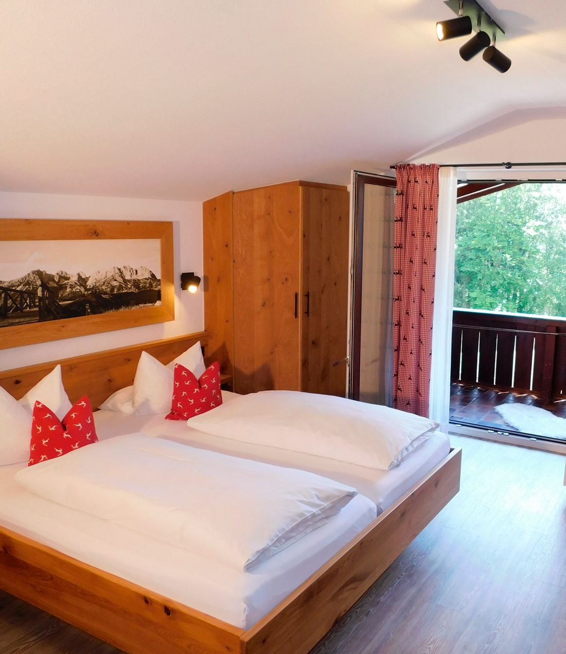 07-Zimmer-8 © Hotel Sonneck