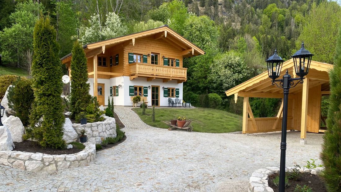 Chalet Vogelnest von Süden, Mai 2026