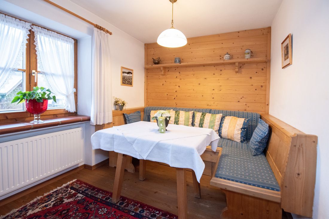 Hausberg Nr 6 - Sitzecke