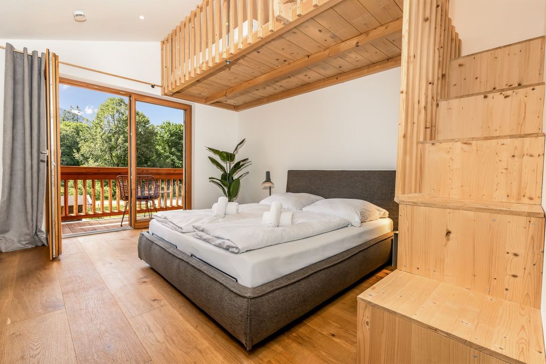 Egal ob du unten schläfst mit direktem Zugang zum Balkon...