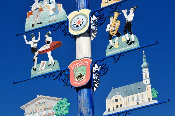 Maibaum Reit im Winkl