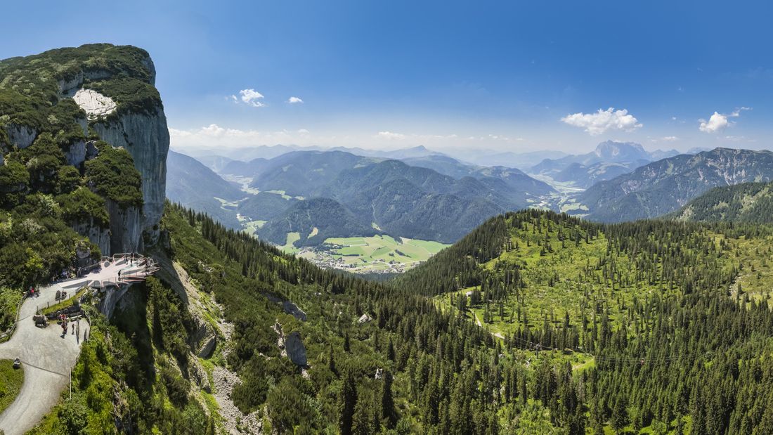 Aussichtsplattform Steinplatte von oben