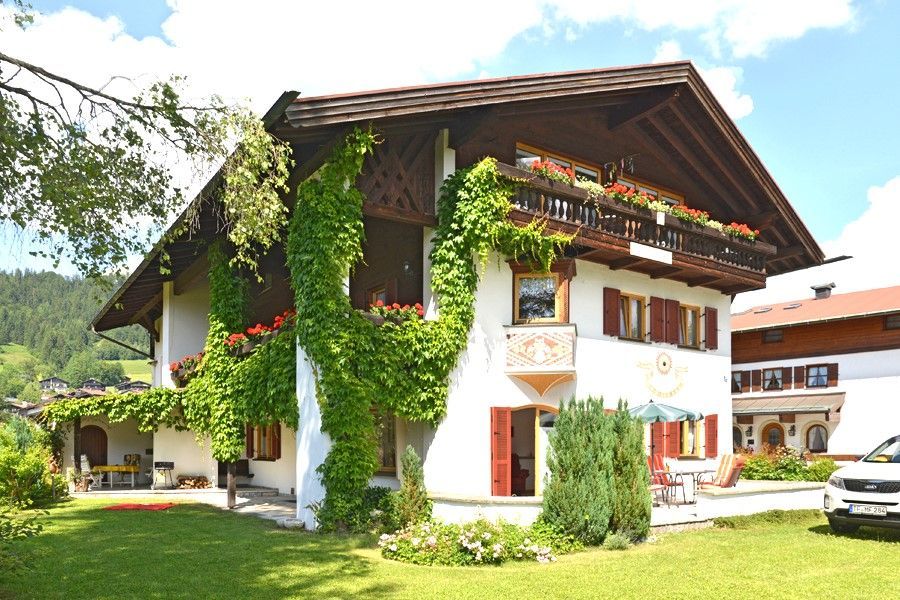 Das Haus im Sommer