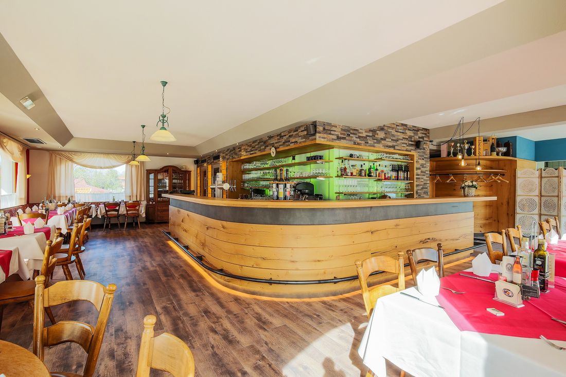 Porto Bello Innenansicht mit Tresen