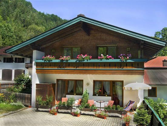 Haus Berghof im Sommer